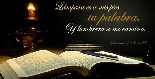 Biblia-Lampara es a mis pies-Imagenes-de-Jesus.com